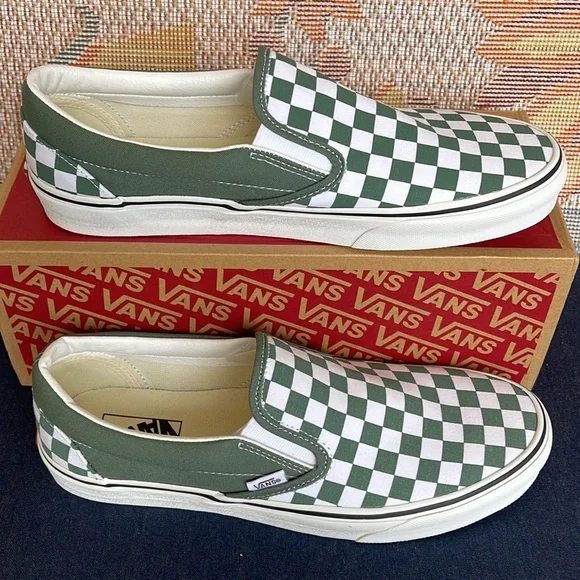 Vans Men’s Classic Slip-0n
Color Theory Checkerboard
VN0A5JMHYQW
Sneakers - Picture 3 of 16
